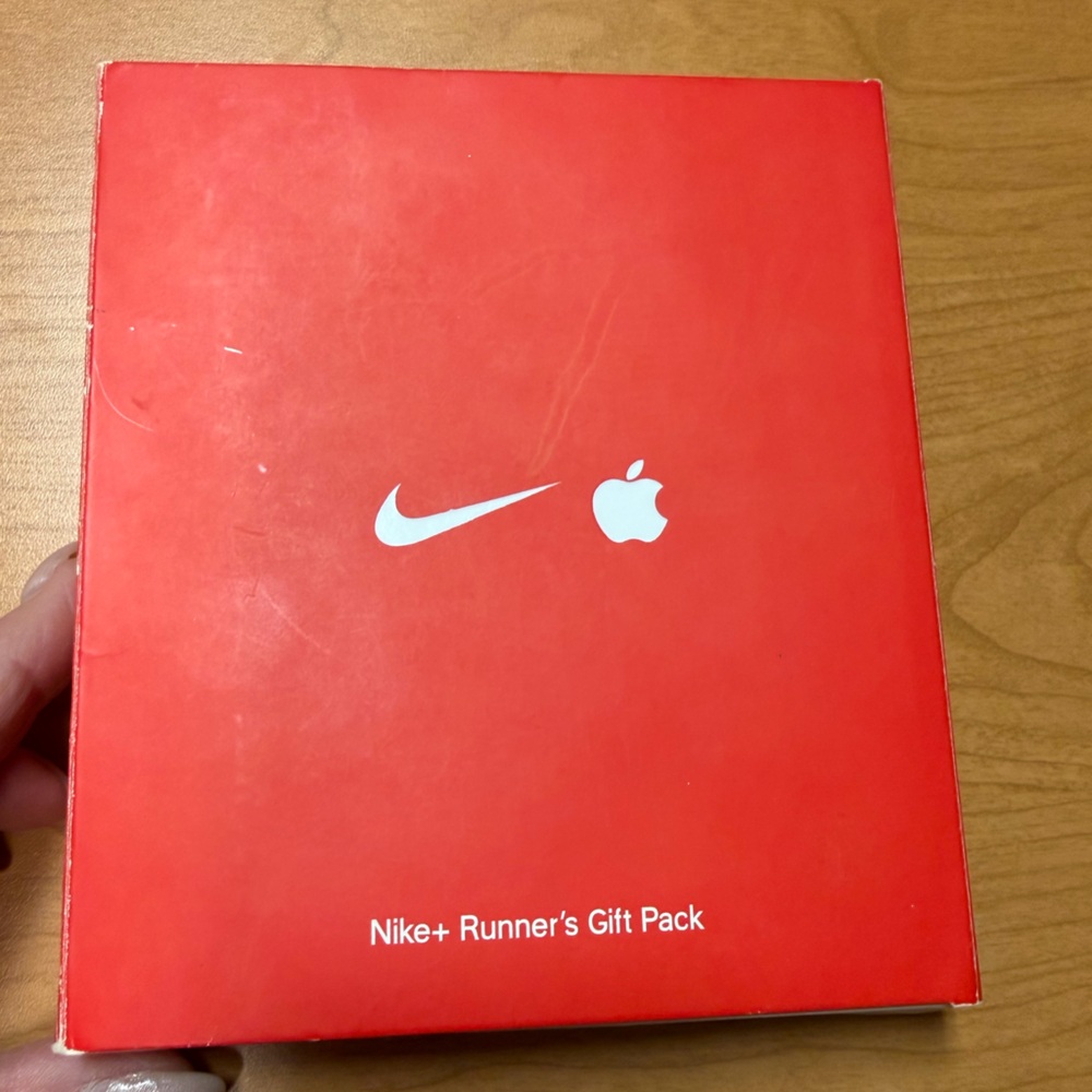 Vintage Nike running tracker